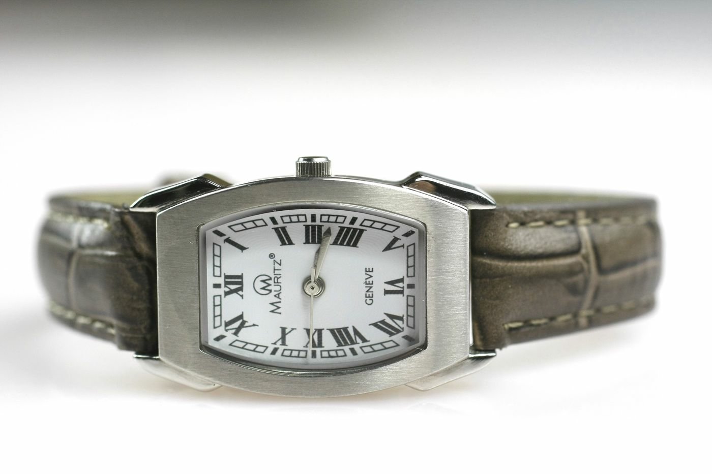 MAURITZ Geneve luxusné dámske hodinky